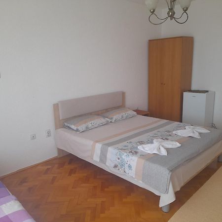 Tina Rooms Улцинь Екстер'єр фото