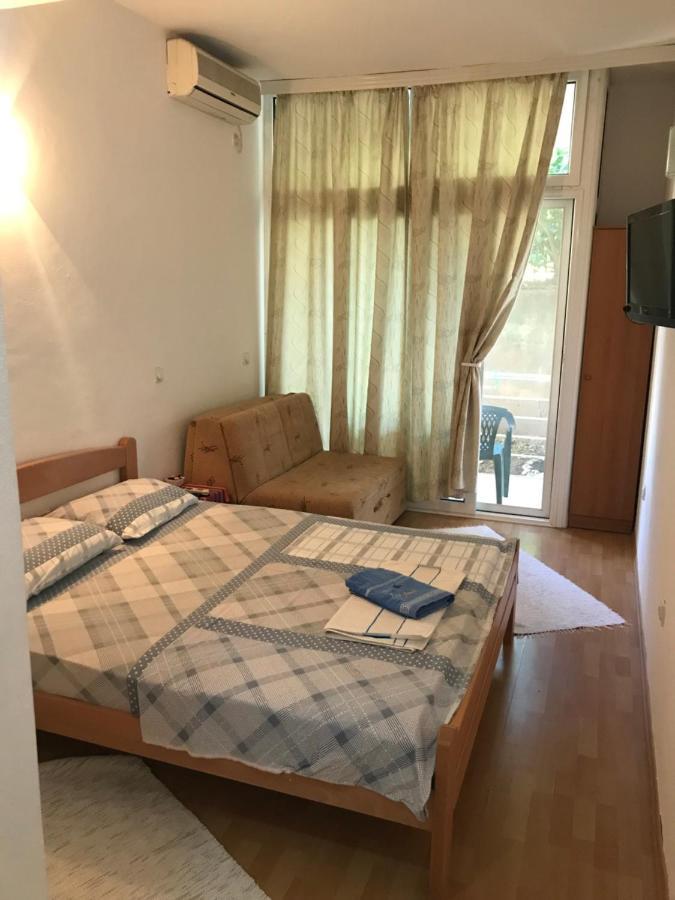 Tina Rooms Улцинь Екстер'єр фото